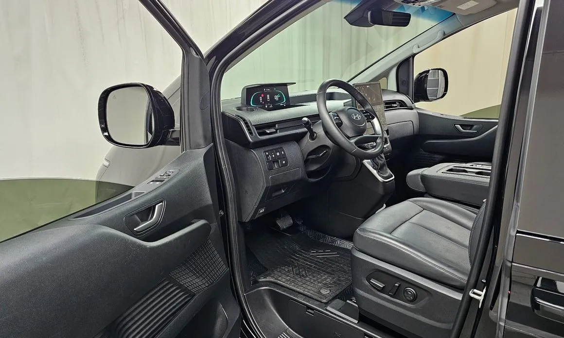 Hyundai Staria — фото 4