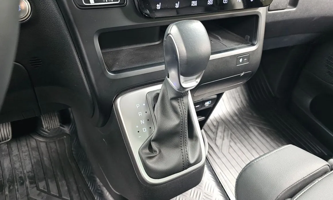 Hyundai Staria — фото 10