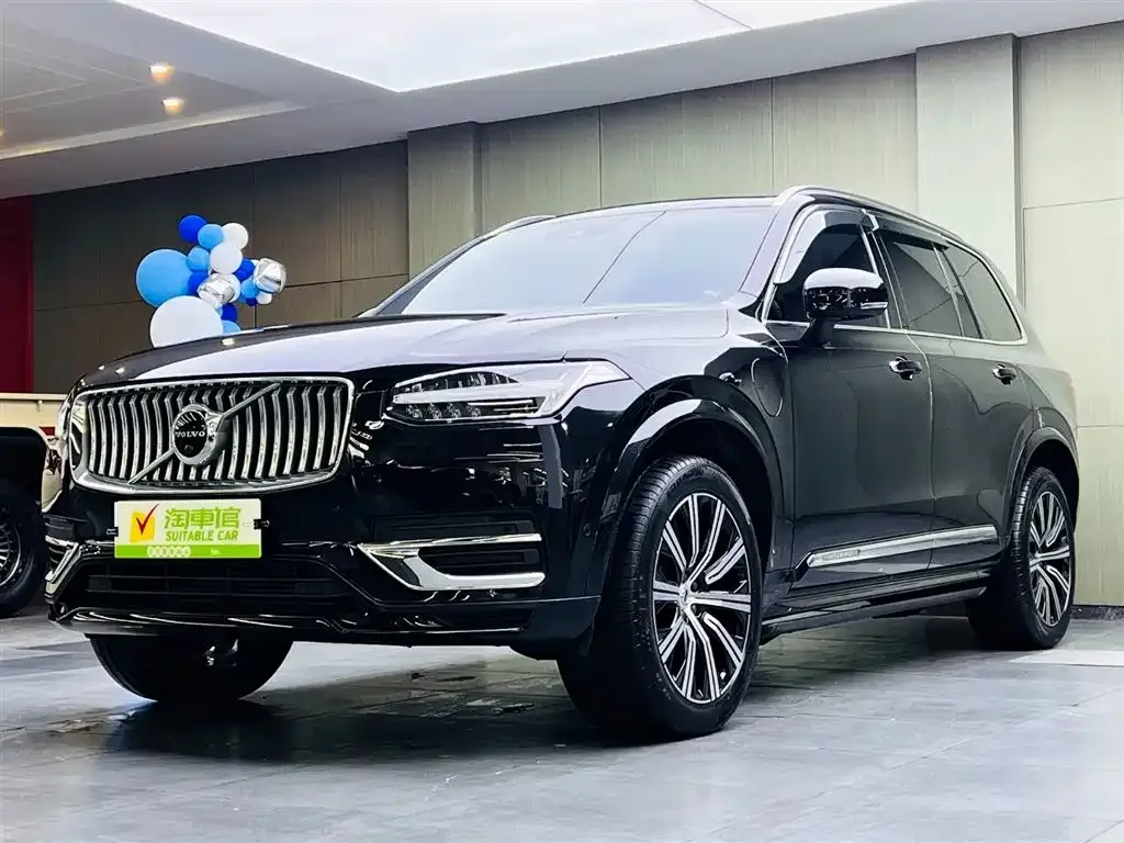 Volvo XC90 PHEV — фото 1