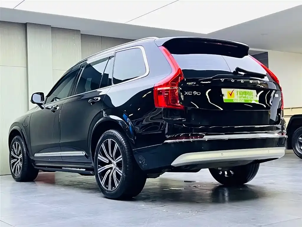 Volvo XC90 PHEV — фото 3