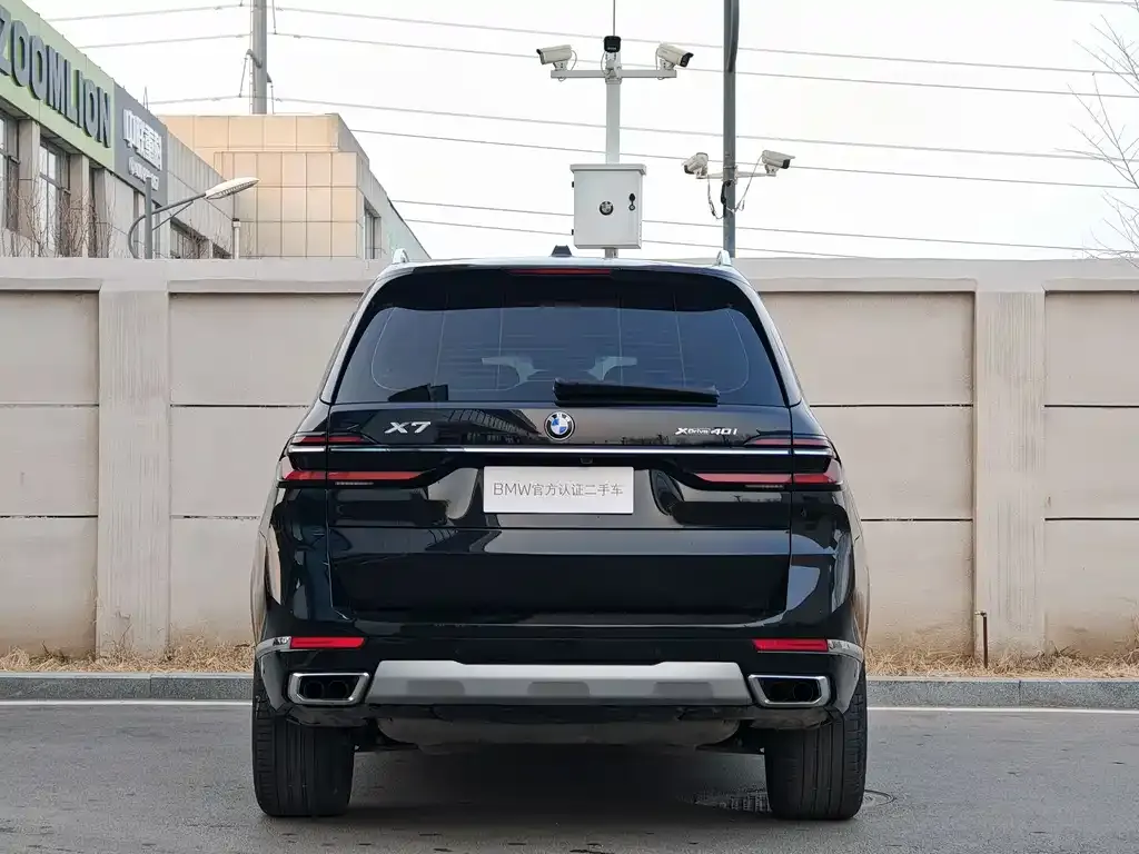 BMW X7 — фото 8