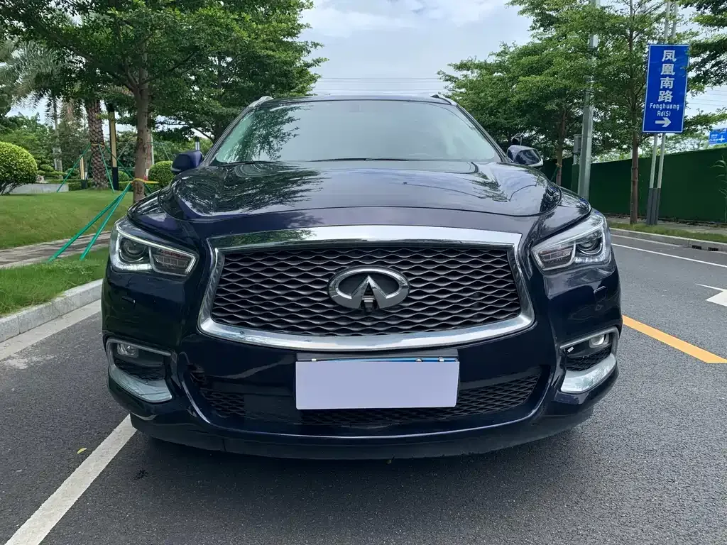 Infiniti QX60 (Import) — фото 4