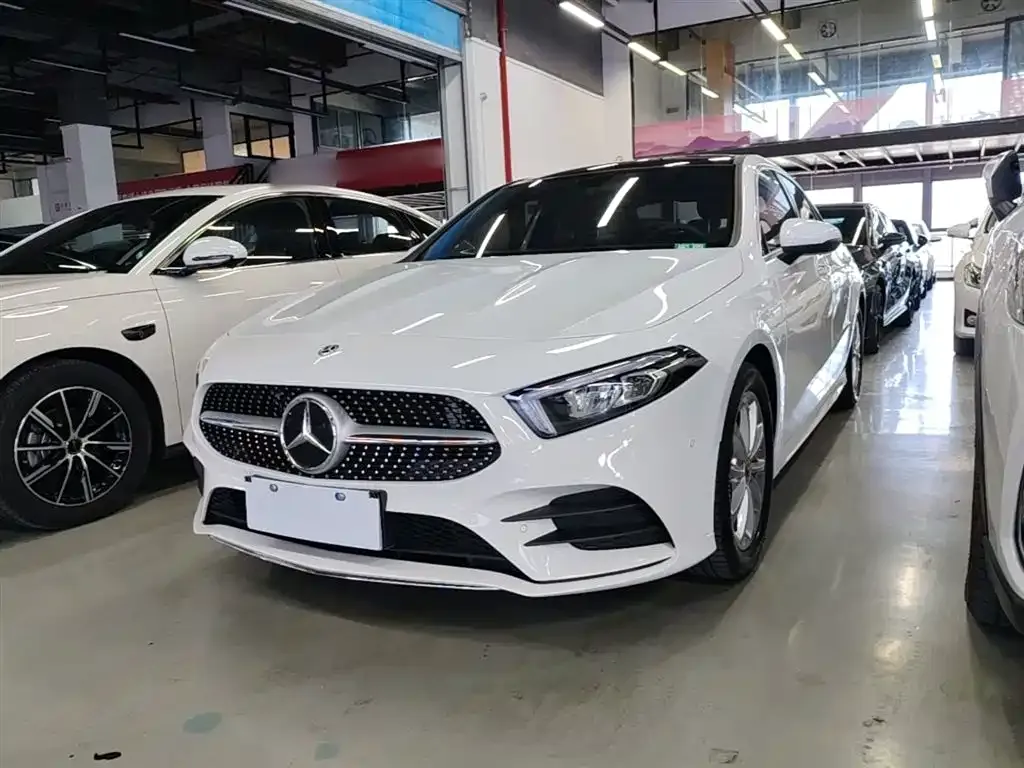 Mercedes-Benz A-Class — фото 1