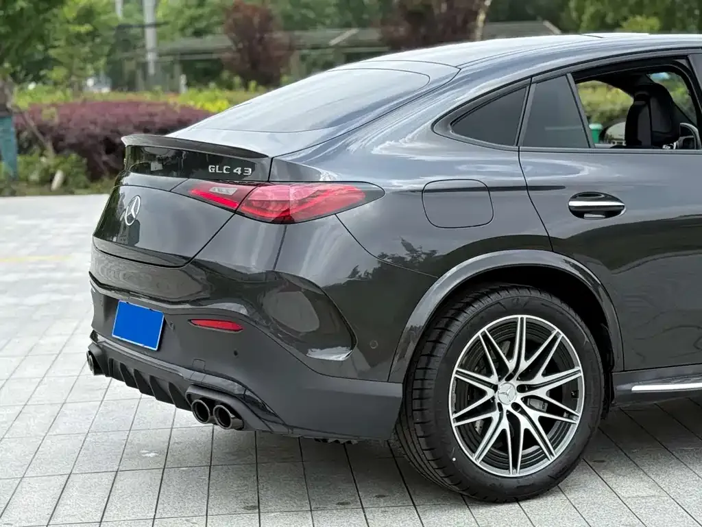 Mercedes-Benz GLC Coupe AMG — фото 5