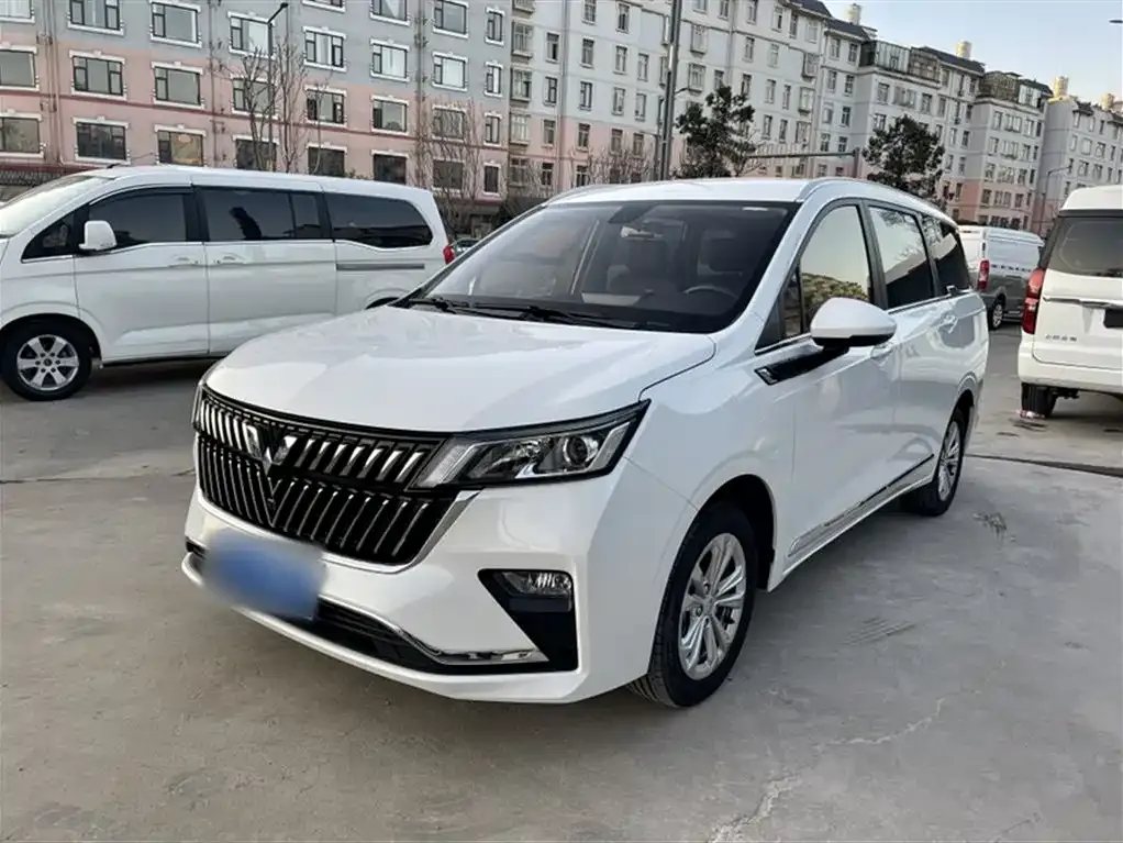 Wuling Jiachen — фото 1