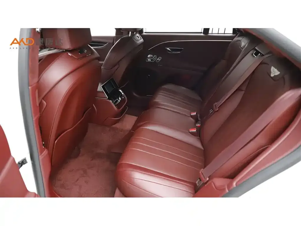 Bentley Flying Spur — фото 4