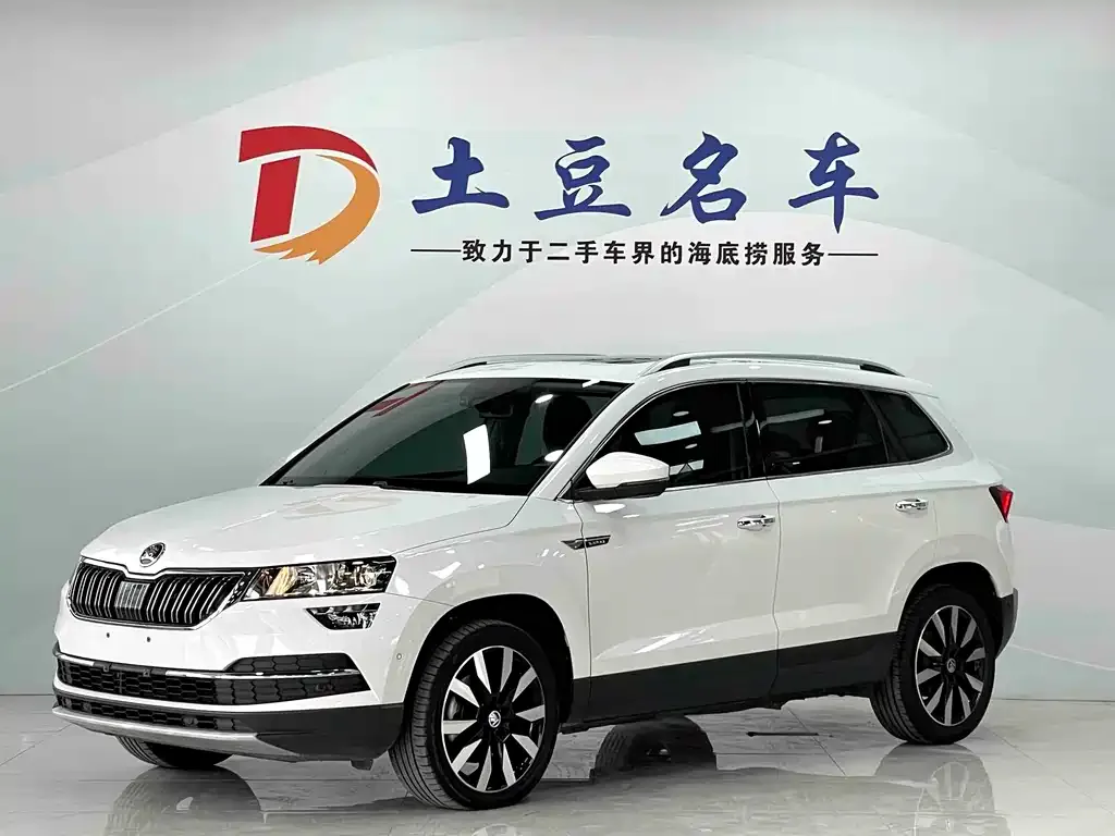 Skoda Karoq — фото 1