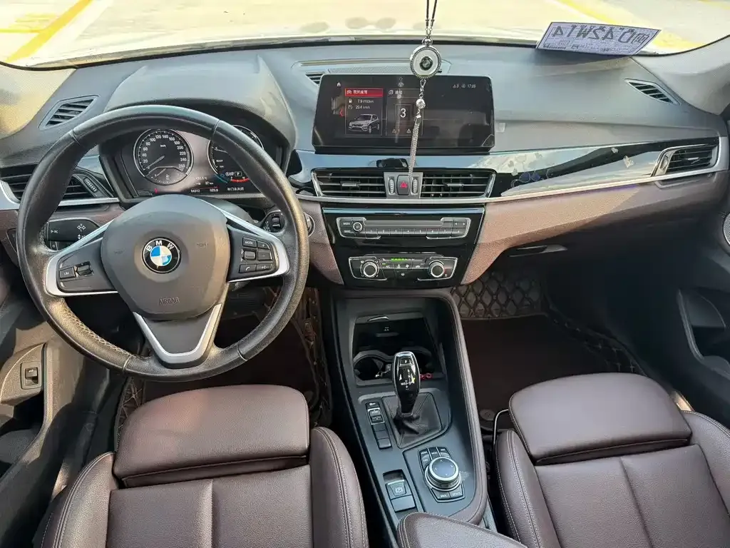 BMW X1 — фото 4