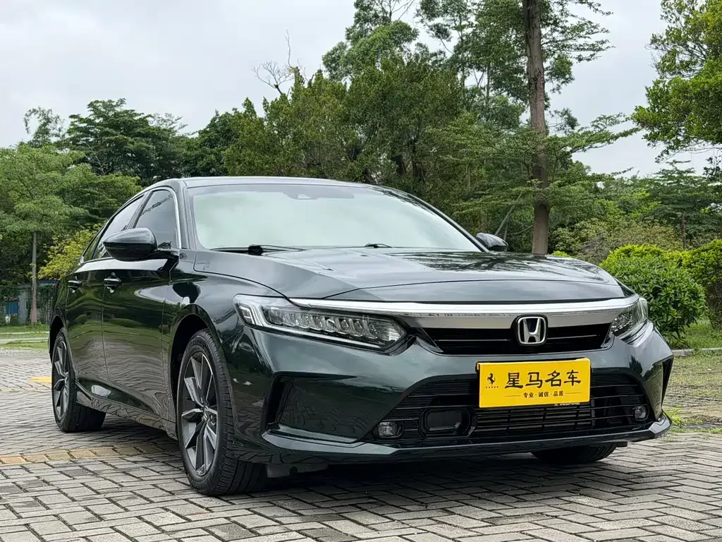 Honda Inspire — фото 10
