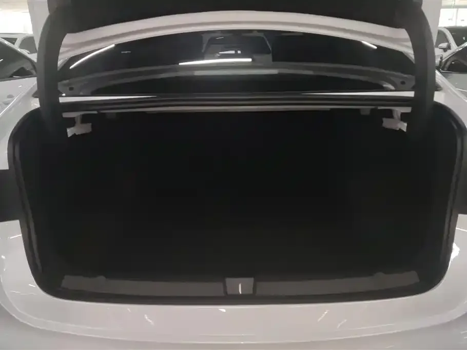 BYD Seal 05 DM-i — фото 3