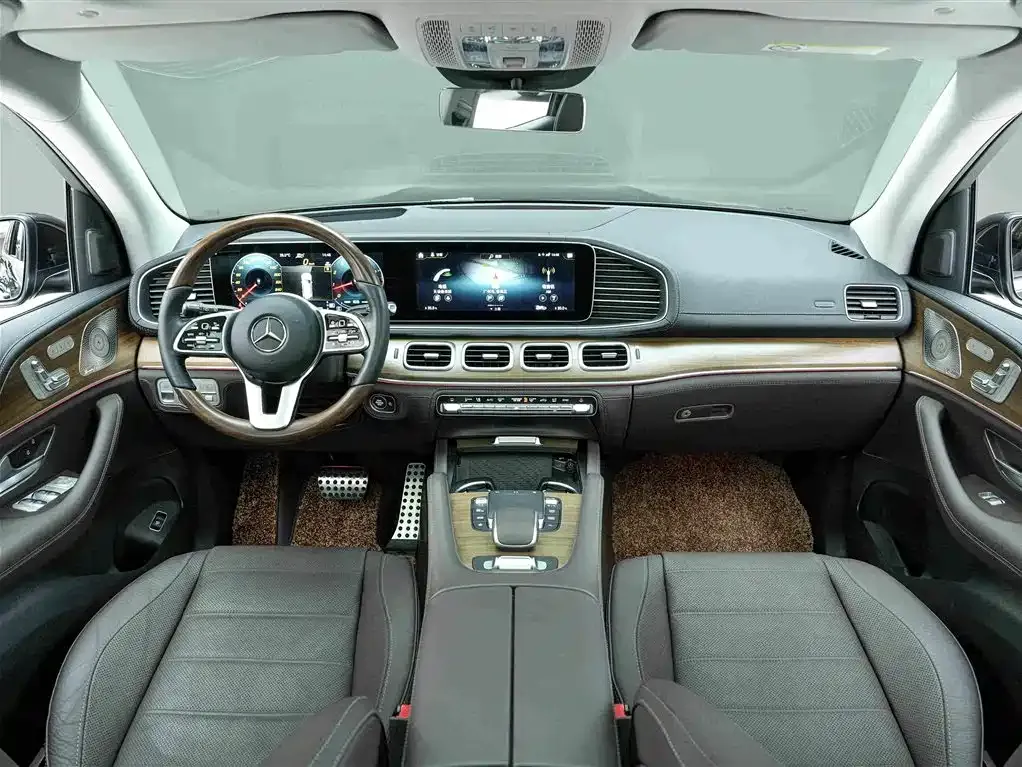 Mercedes-Benz GLS — фото 4