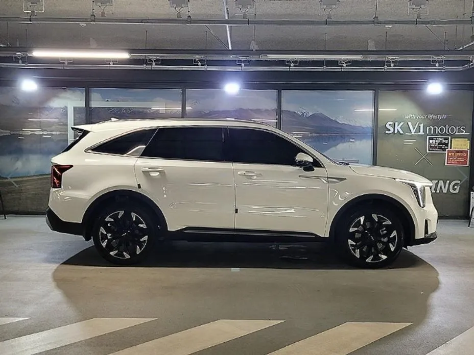 Kia Sorento — фото 5