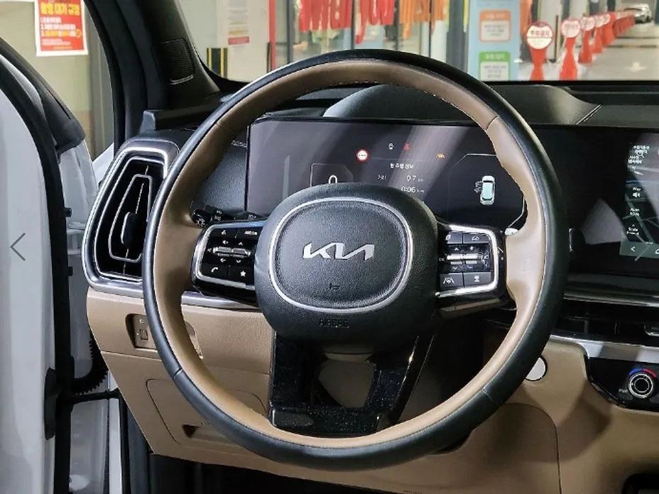 Kia Sorento — фото 3