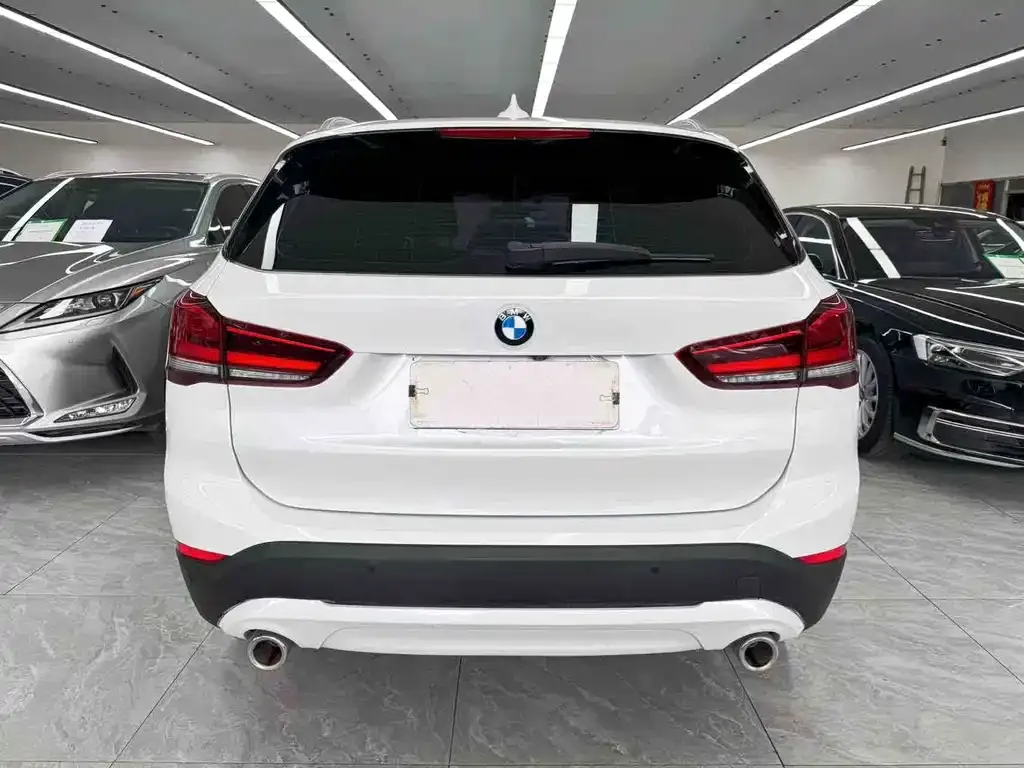 BMW X1 — фото 4