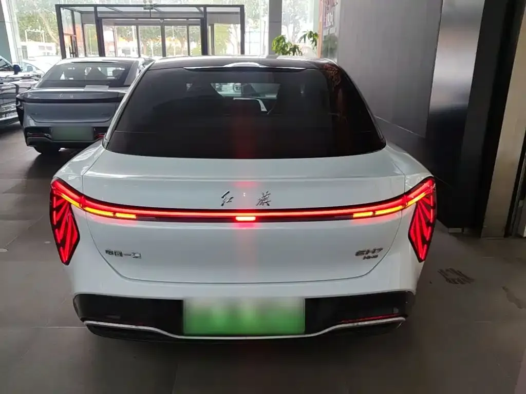 Hongqi EH7 — фото 3