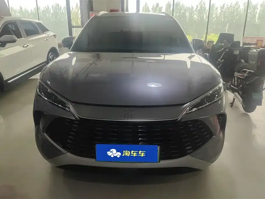 BYD L DM-i — фото 3