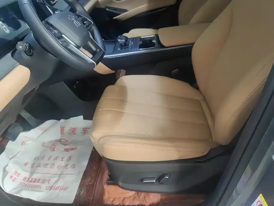 BYD L DM-i — фото 2
