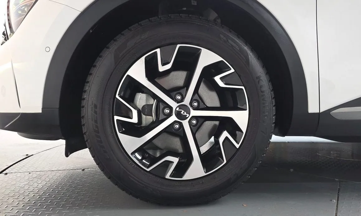 Kia Sportage — фото 5