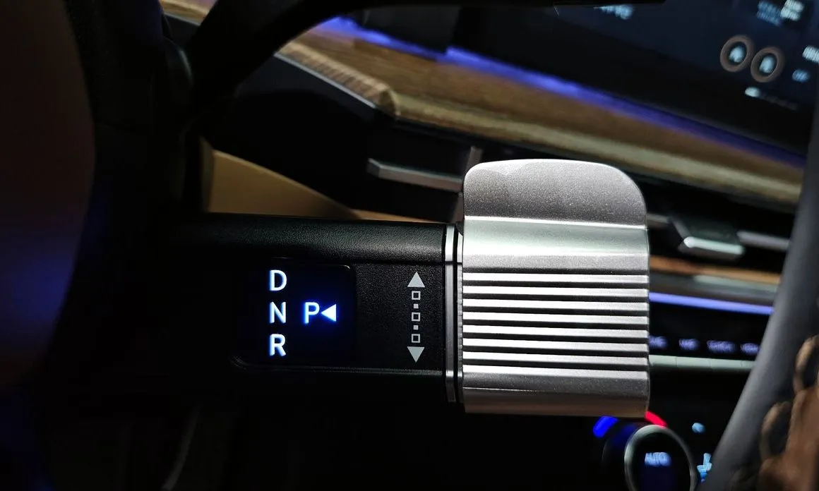 Hyundai Santafe — фото 3