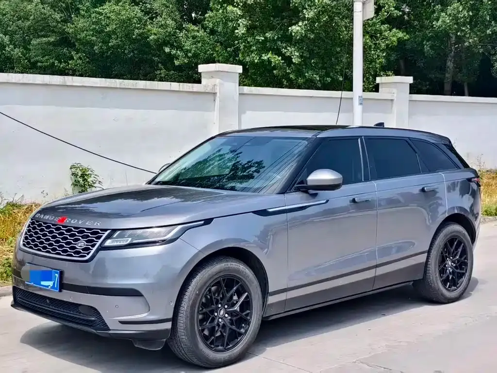 Land Rover Velar — фото 1