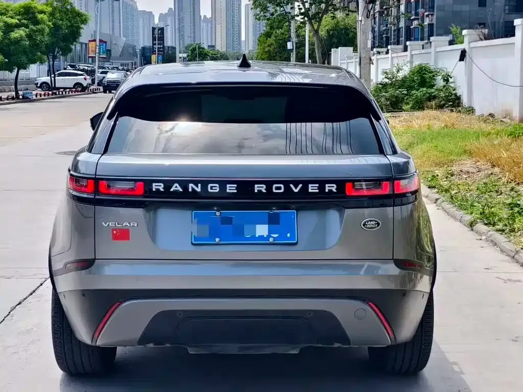 Land Rover Velar — фото 10