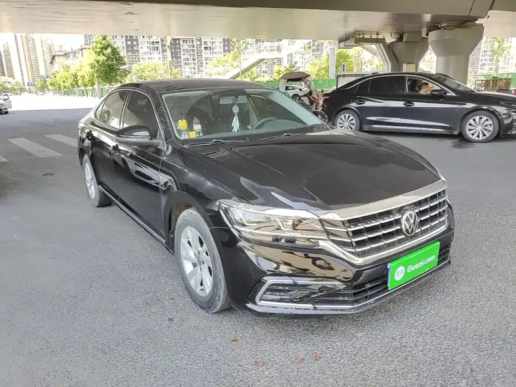 Volkswagen Passat — фото 2