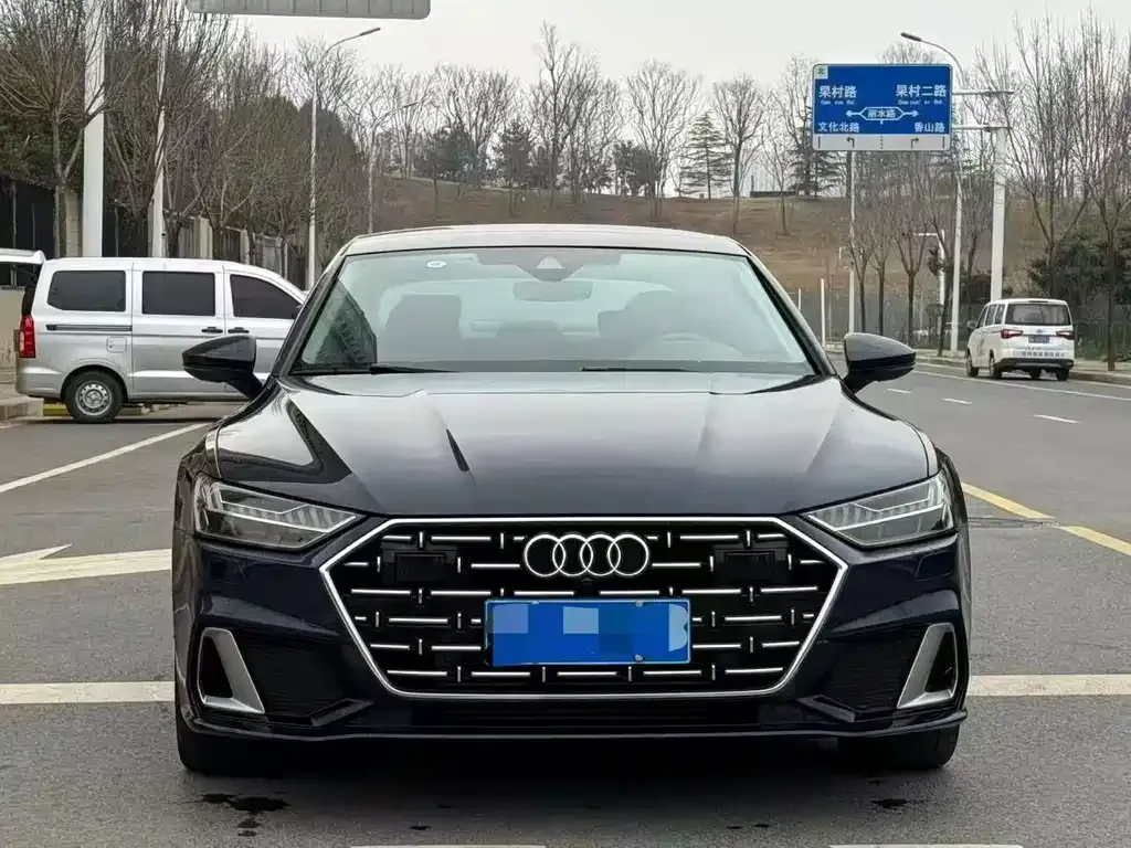 Audi A7L — фото 2