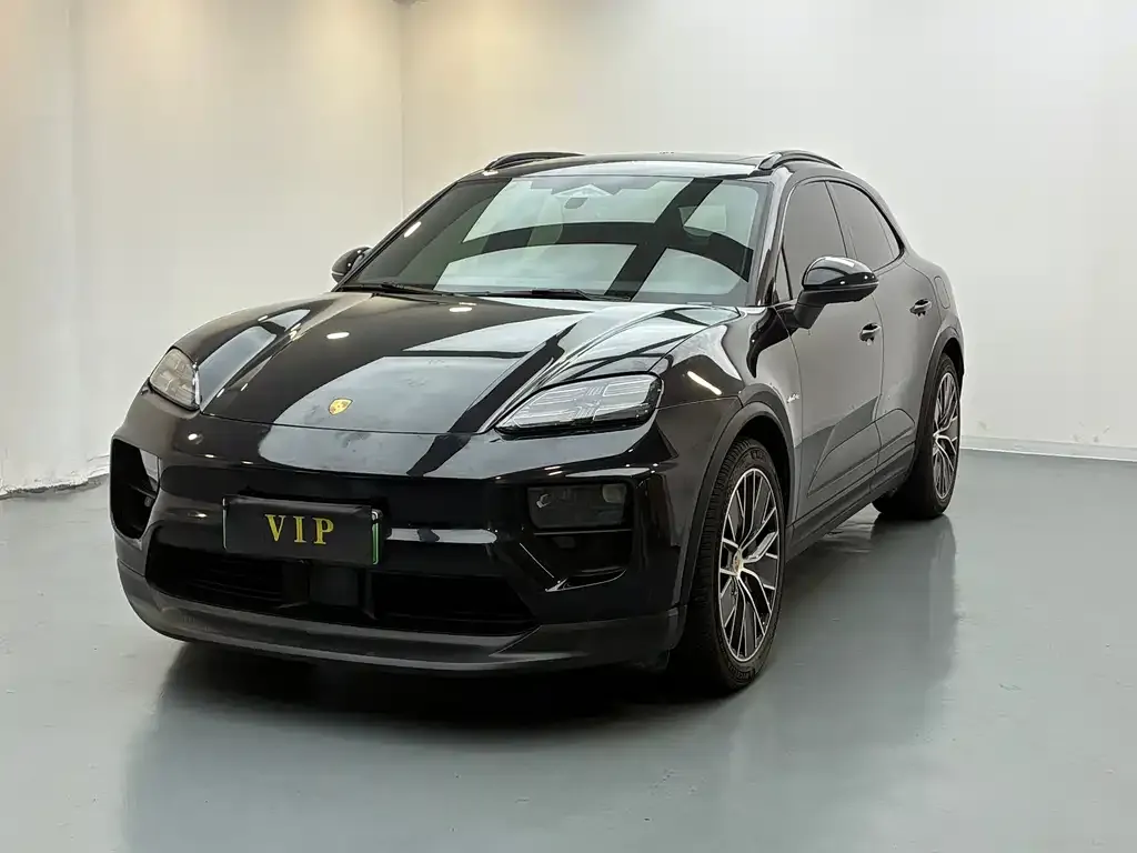 Porsche Macan EV — фото 1