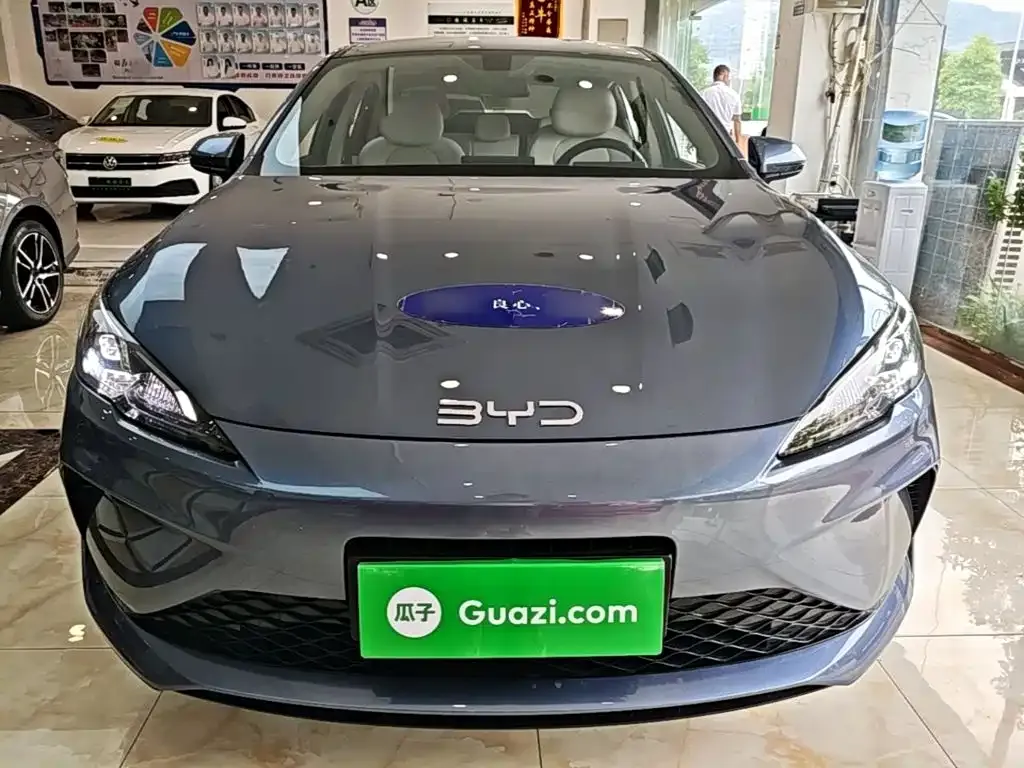 BYD Seal 05 DM-i — фото 7