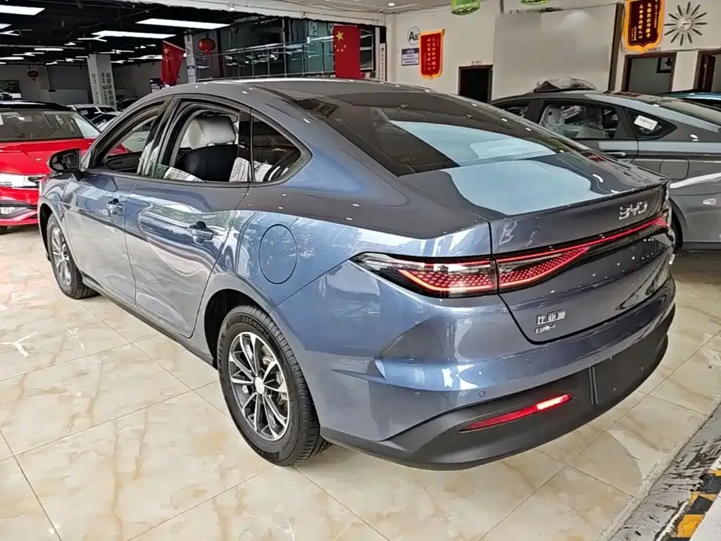 BYD Seal 05 DM-i — фото 4