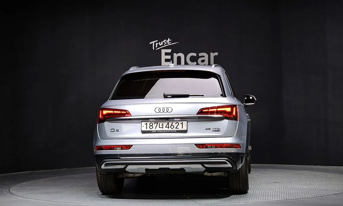 Audi Q5 — фото 4