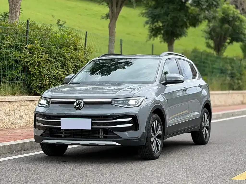 Volkswagen Tharu — фото 1