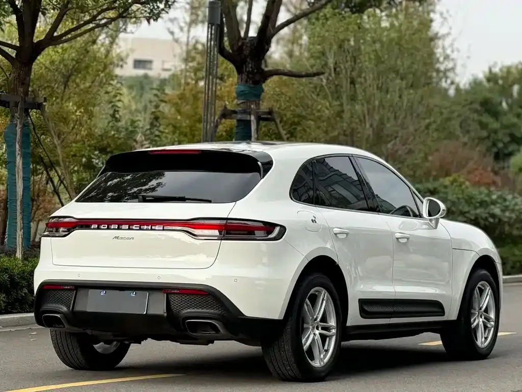 Porsche Macan — фото 6