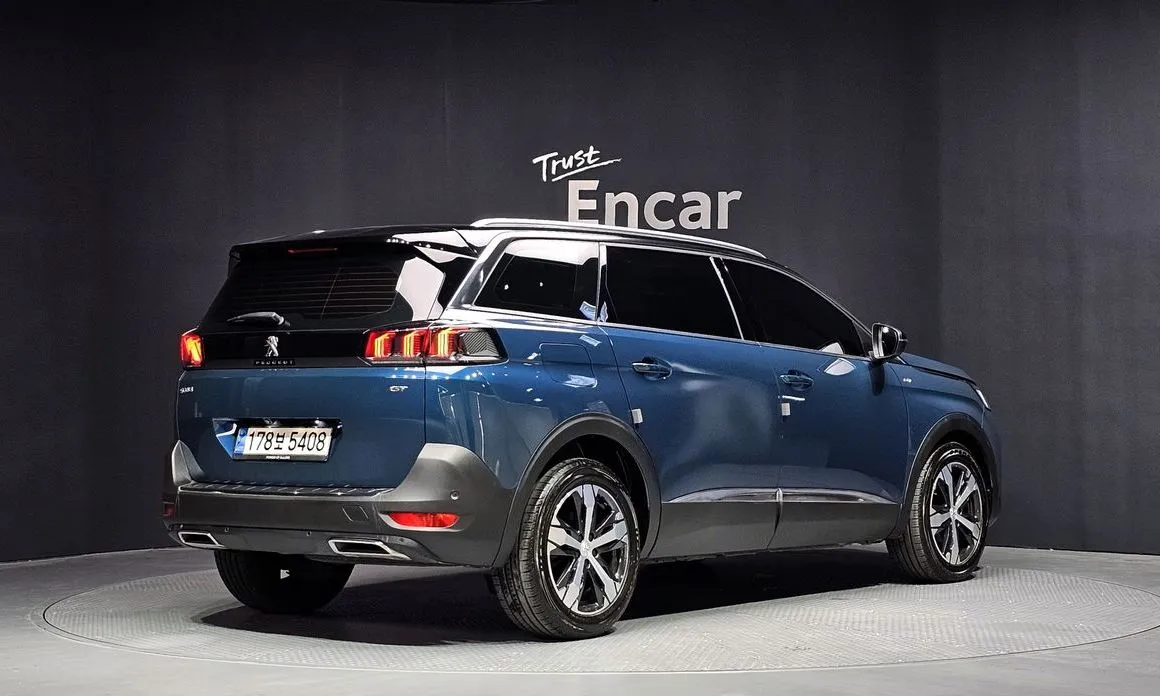 Peugeot 5008 — фото 4