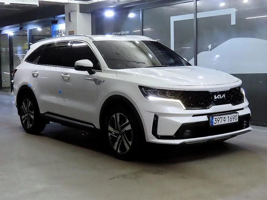 Kia Sorento — фото 9