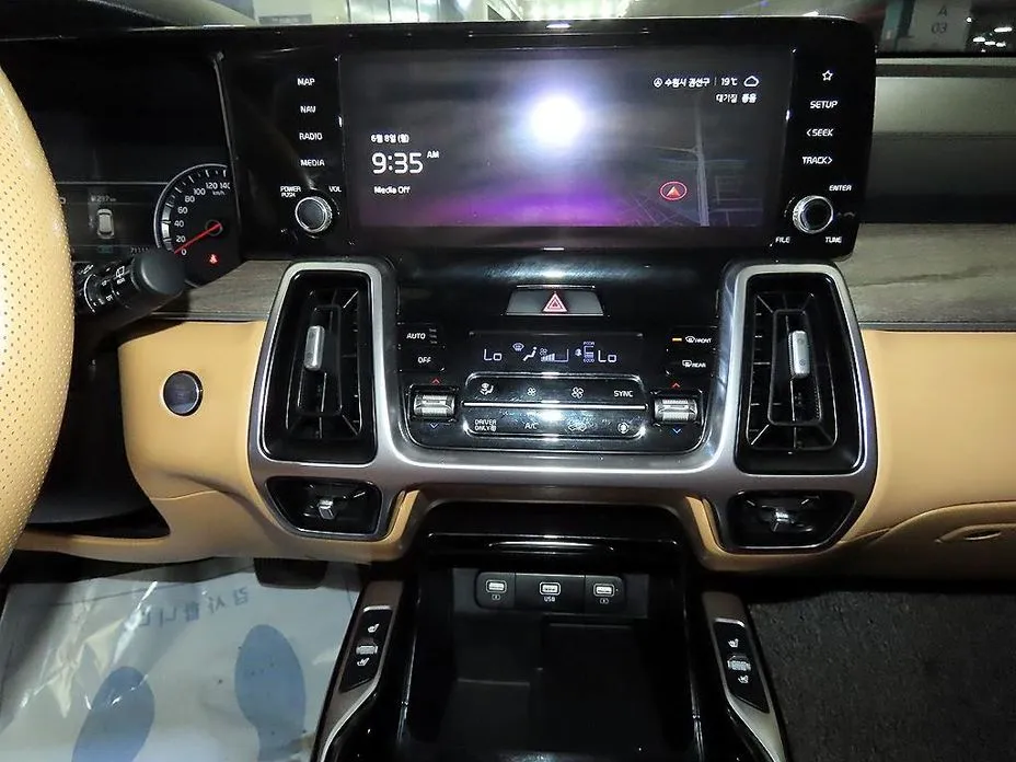 Kia Sorento — фото 3