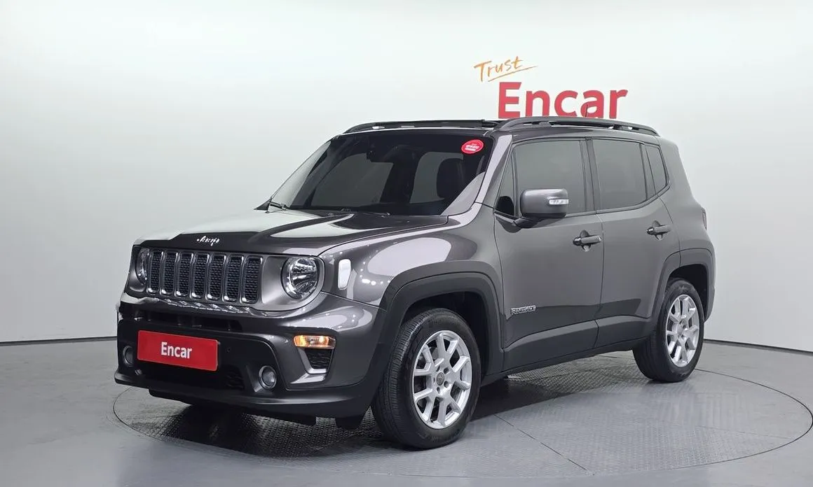 Jeep Renegade — фото 1