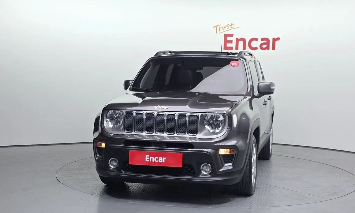 Jeep Renegade — фото 4