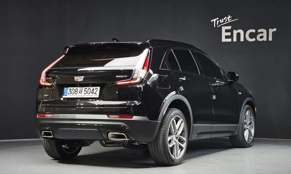 Cadillac XT4 — фото 8