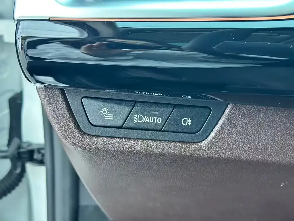 BMW X1 — фото 10
