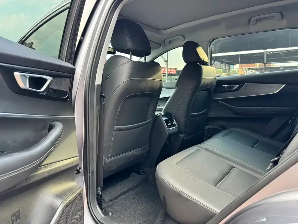 Chery Tiggo 7 PLUS — фото 8