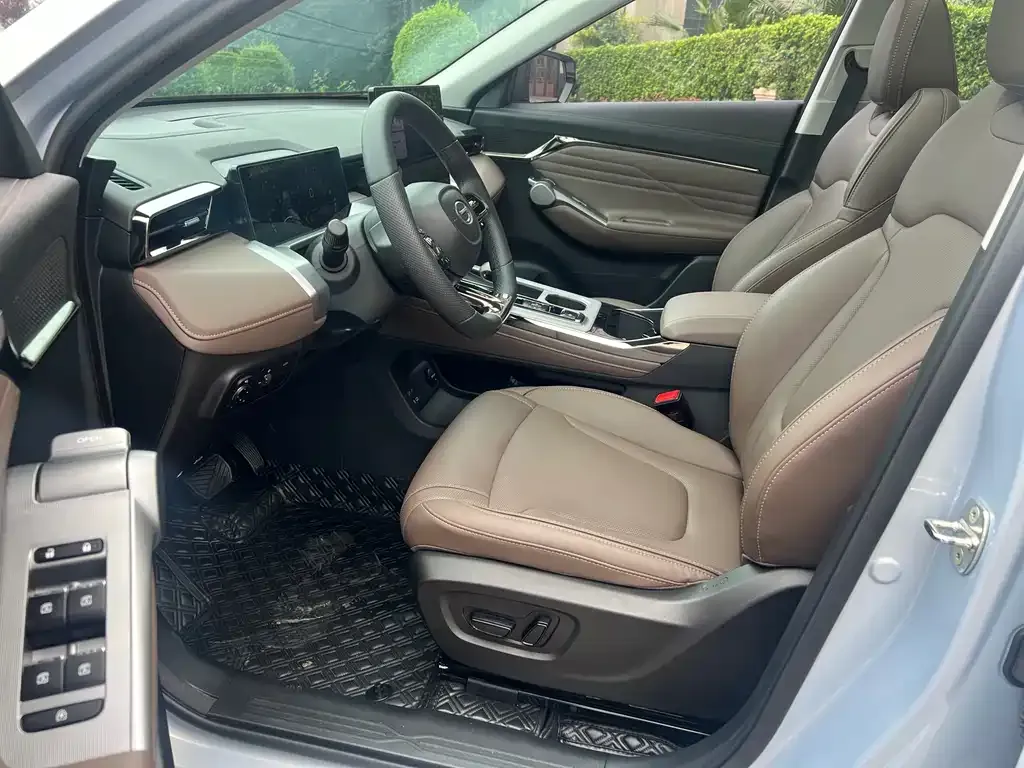 GAC Motor Trumpchi GS4 — фото 2