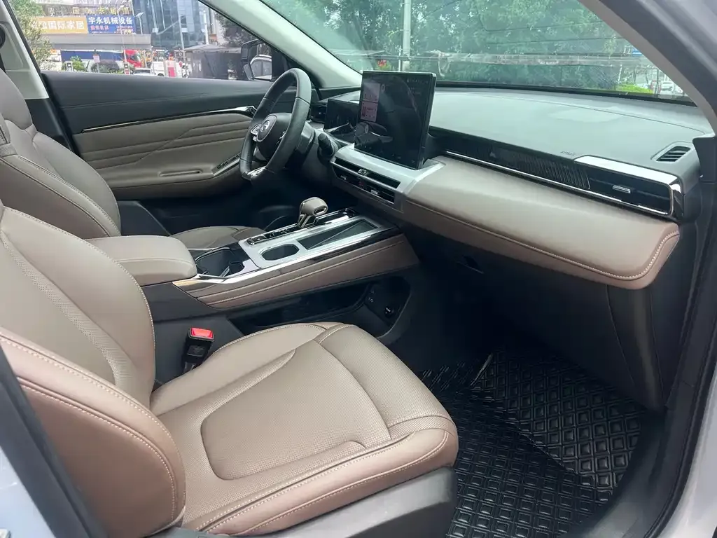 GAC Motor Trumpchi GS4 — фото 4
