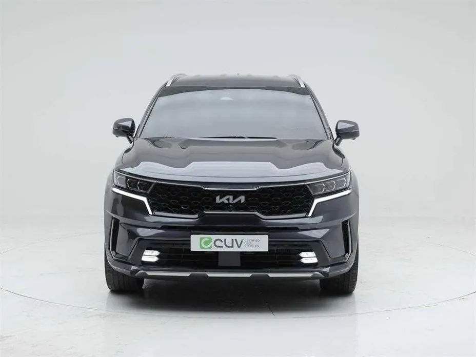 Kia Sorento — фото 5