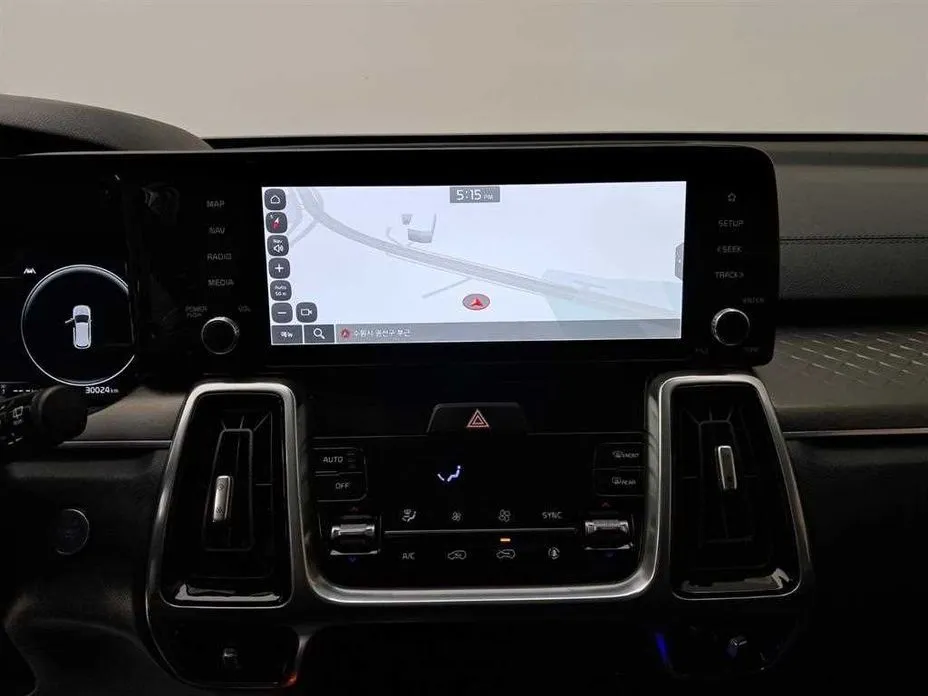 Kia Sorento — фото 6