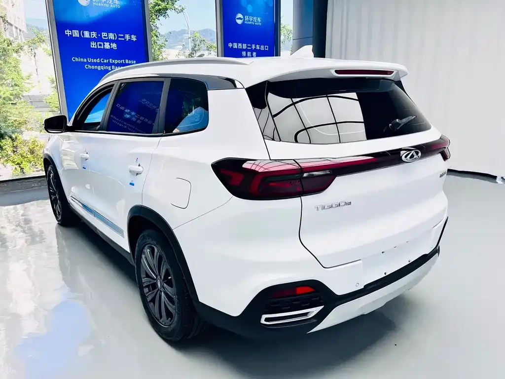 Chery Tiggo 8 — фото 8