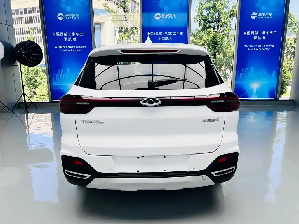 Chery Tiggo 8 — фото 10