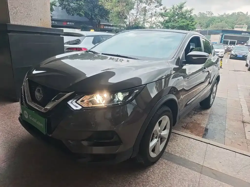 Nissan Qashqai — фото 5