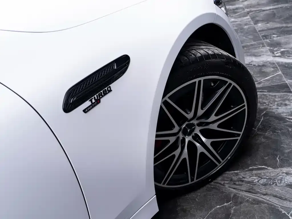 Mercedes-Benz AMG GT — фото 2