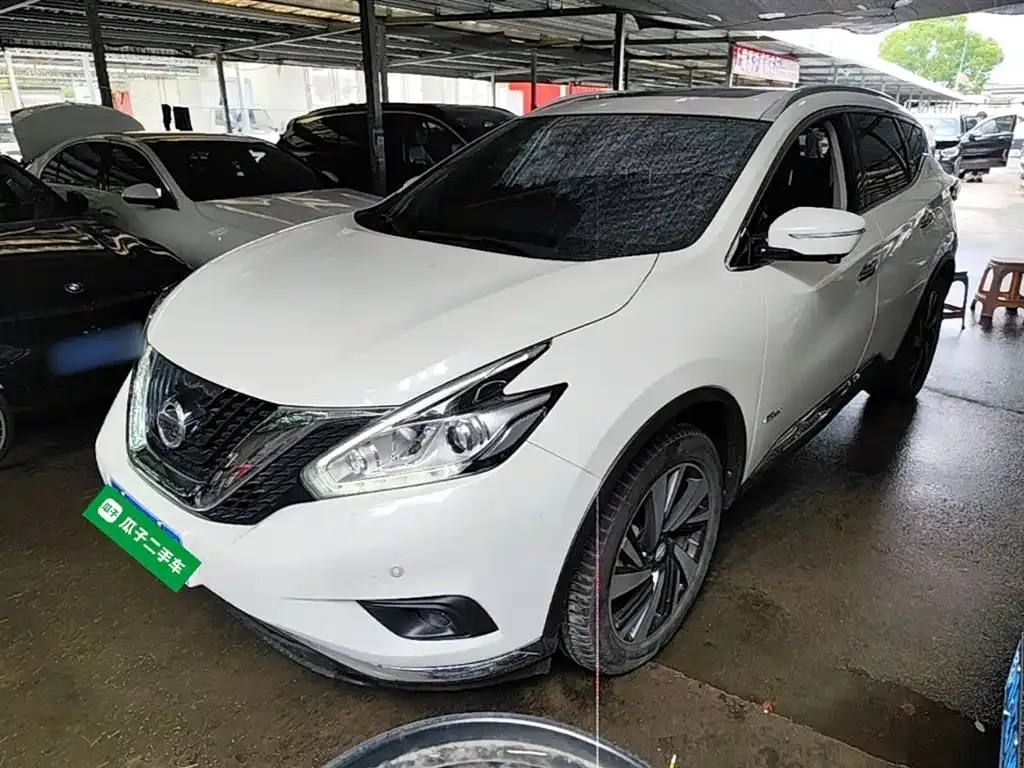 Nissan Murano — фото 1